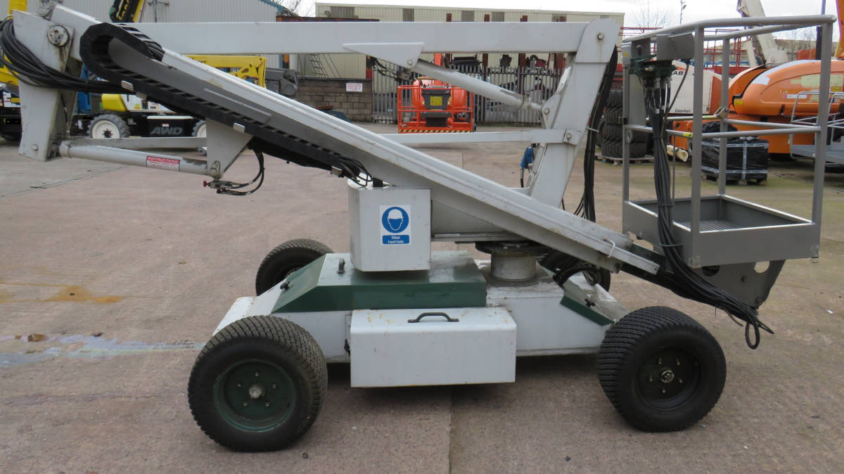 Image of Nifty Lift HR12 DC Battery only Boom Lift 1992