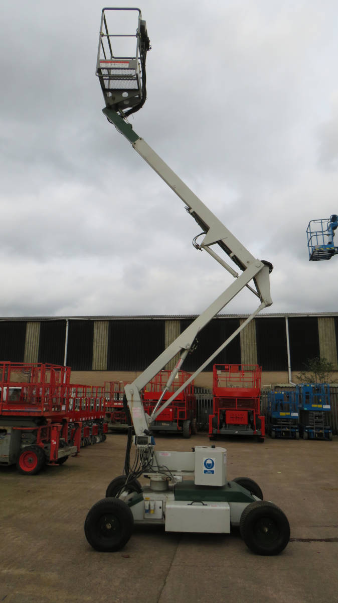 image of Nifty Lift HR12 DC Battery only Boom Lift 1992