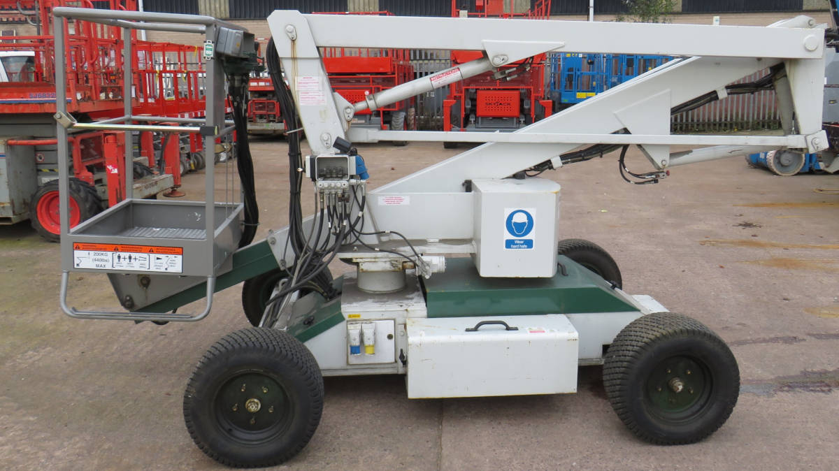 Image of Nifty Lift HR12 DC Battery only Boom Lift 1992