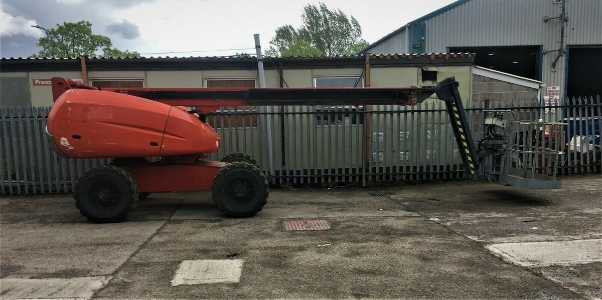 Click here to view the image of Haulotte HP16 Rough Terrain Cherry Picker at higher resolution. An image of Haulotte HP16 Rough Terrain Cherry Picker goes here.