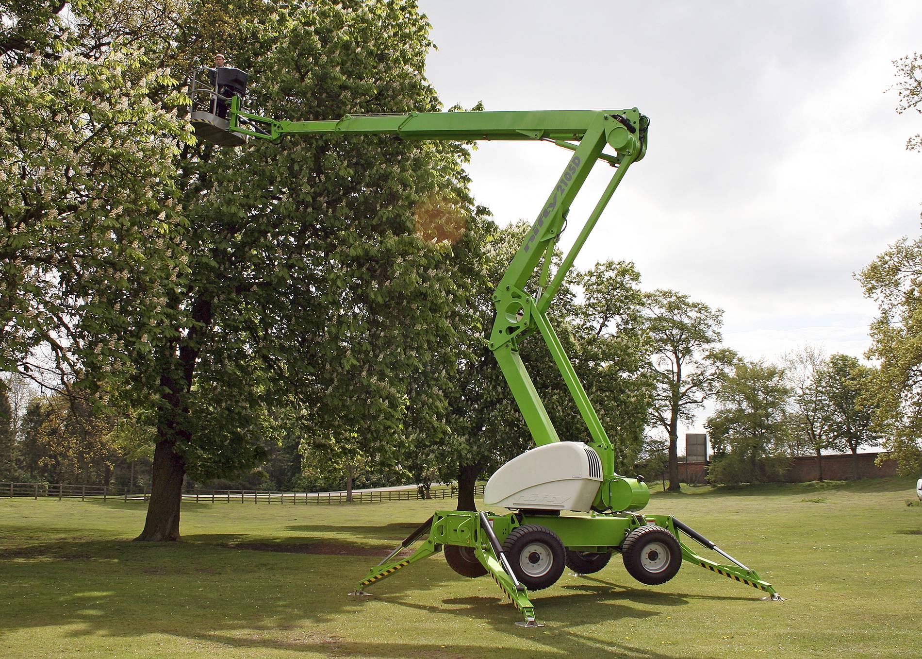 Powered access platform hire in South Wales & Western EnglandImage with link to high resolution version